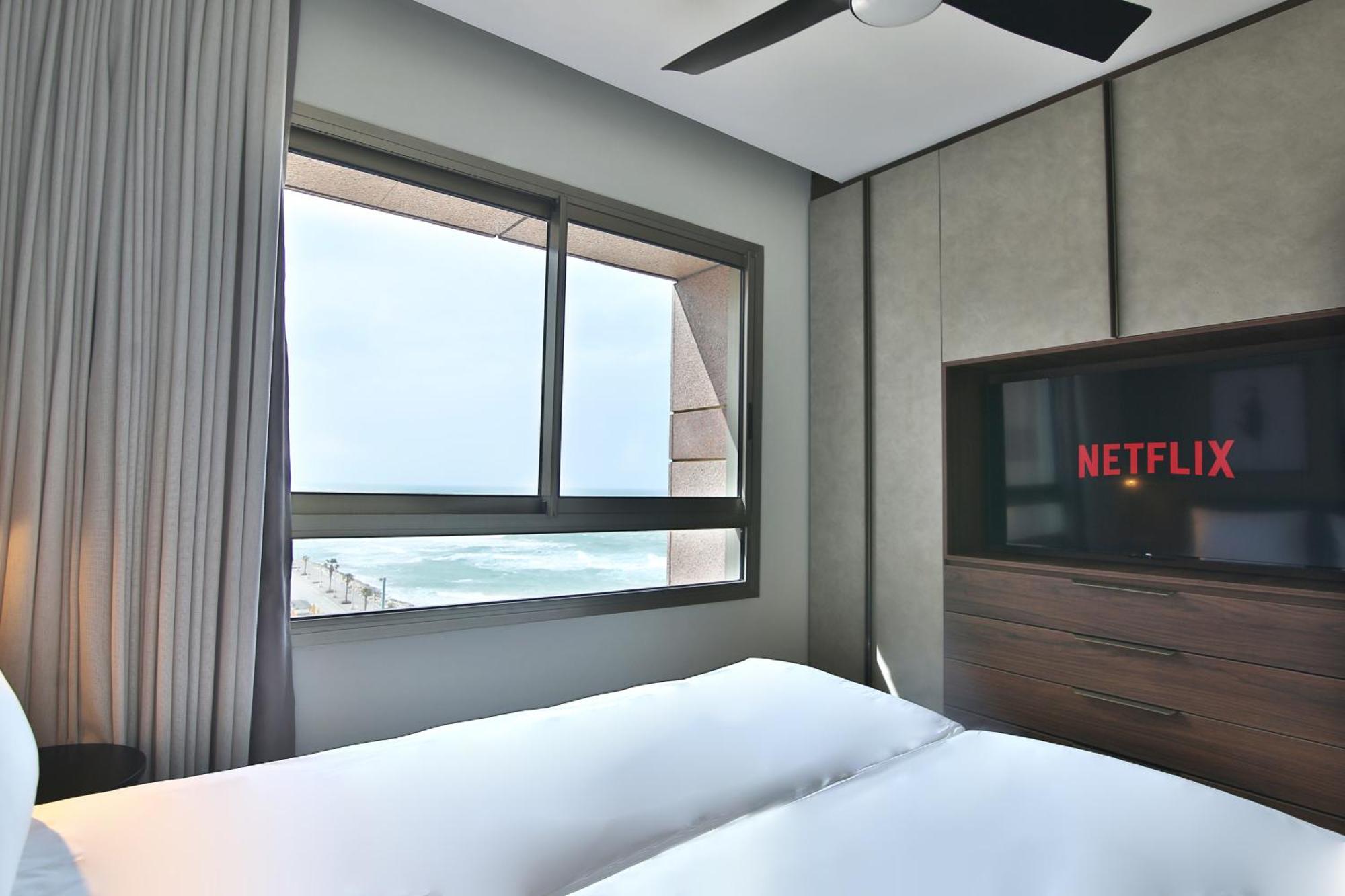 Luxury Suites By Notaly Ariel - Carmel Beach ไฮฟา ภายนอก รูปภาพ