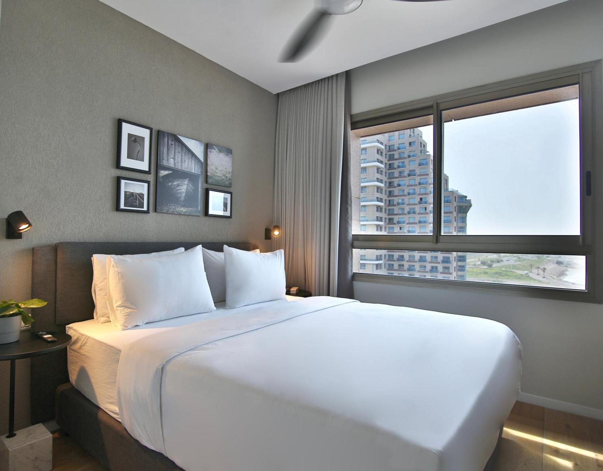 Luxury Suites By Notaly Ariel - Carmel Beach ไฮฟา ภายนอก รูปภาพ